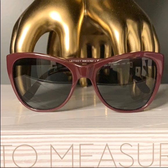 Stella McCarthy cat-eye sunglasses - Picture 3 of 6